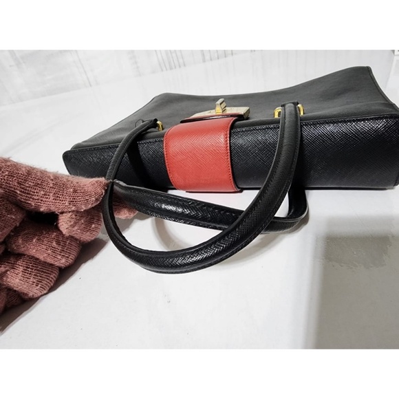 Authentic PRADA Saffiano Tri-Color Turn Lock Bianco Rosso Bag Black - Picture 6 of 14